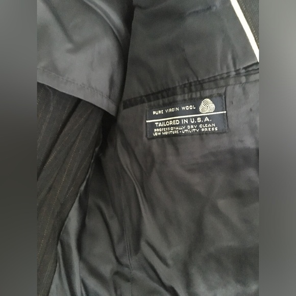 Vintage Austin Reed Wool 2 Button Men's Blazer Black Pin Stripe - Picture 14 of 16